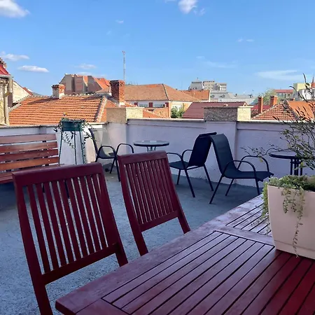 Boutique Apartments Oradea Exterior photo